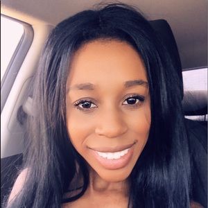 Meet your Posher, Rausalyn